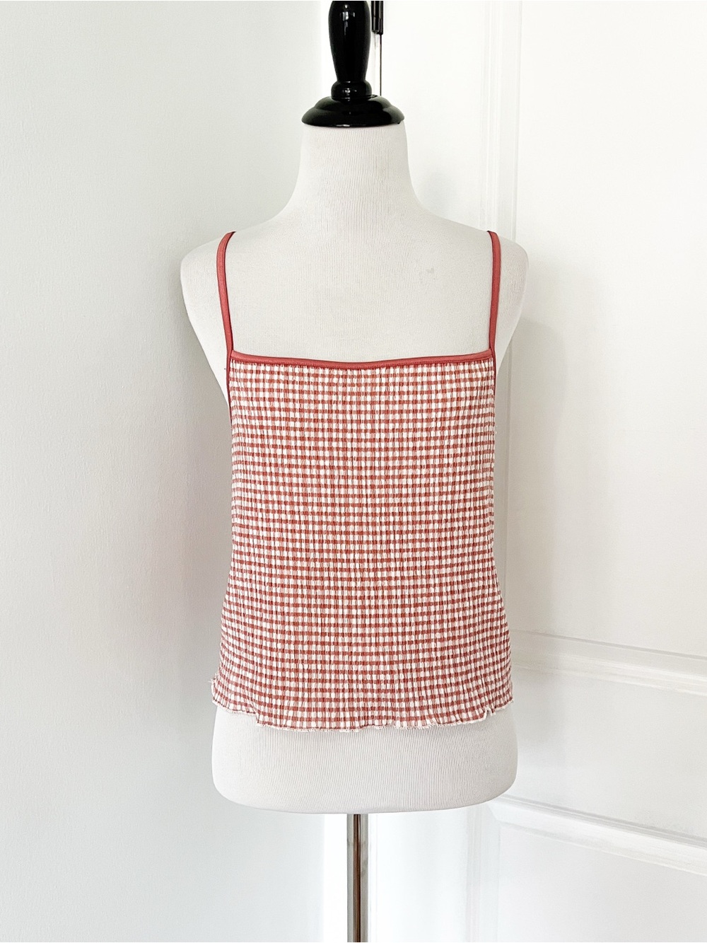 Aritzia Wilfred Rust Pink Gingham Square-Neck Cami - Large